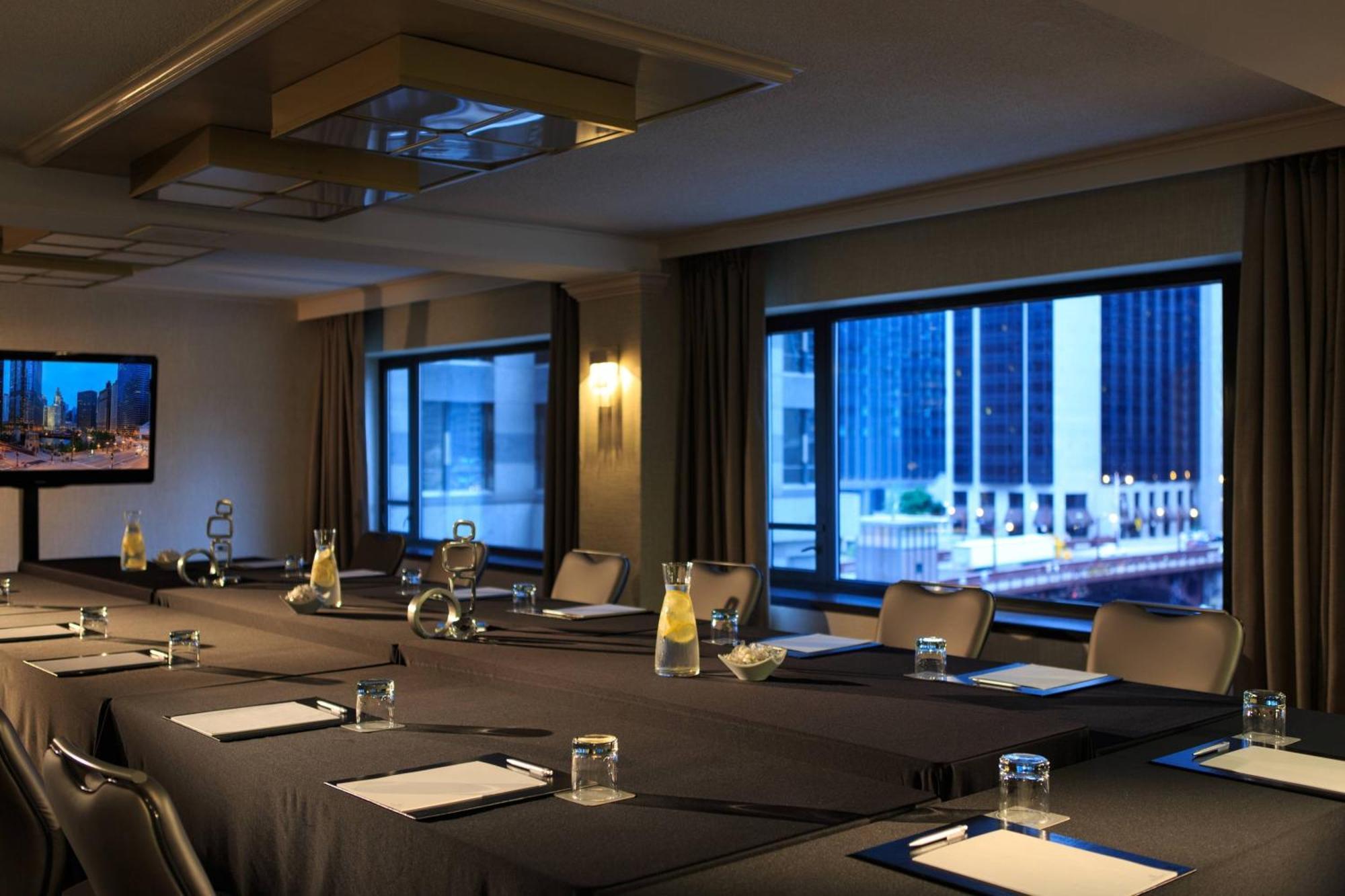 Renaissance Chicago Downtown Hotel Kültér fotó